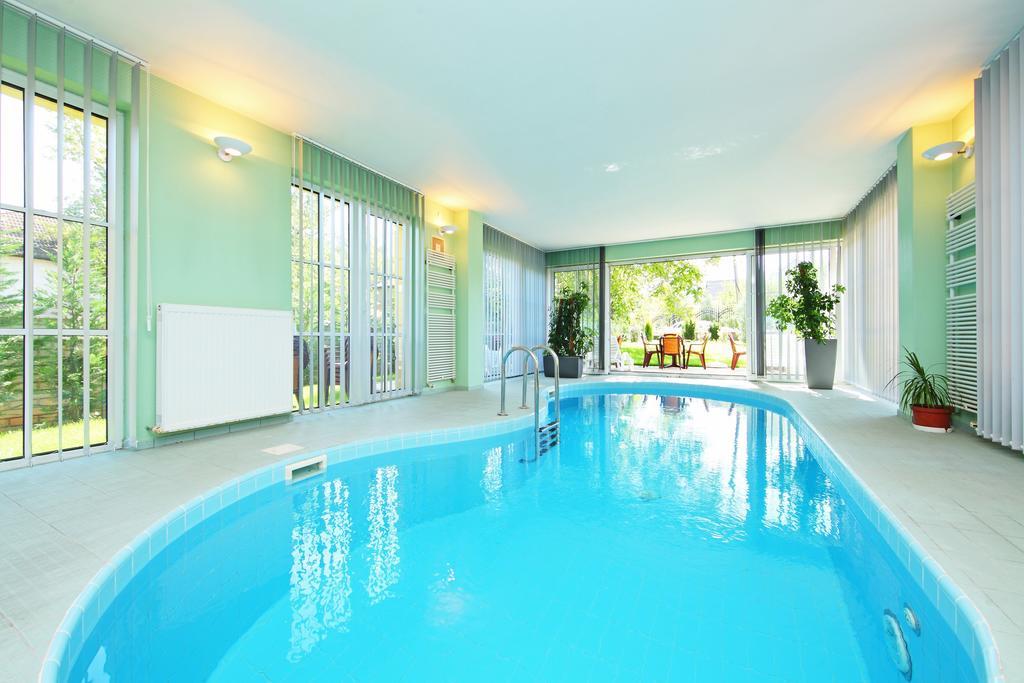 Balazs Villa バラトンフレド エクステリア 写真