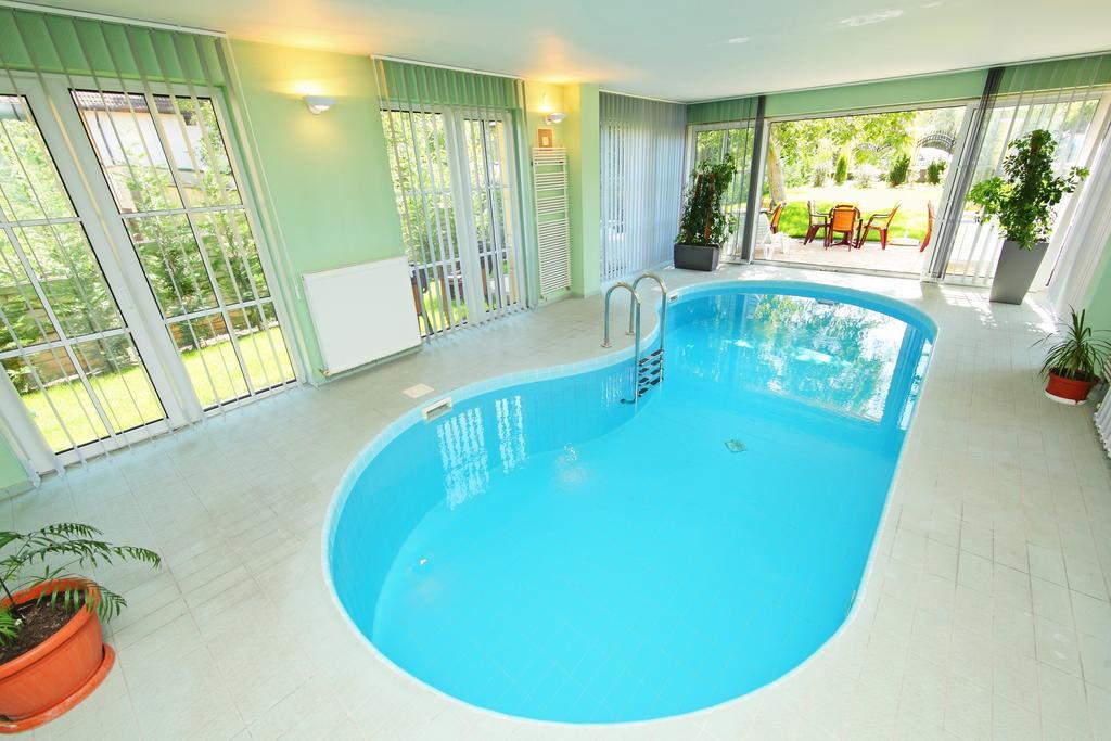 Balazs Villa バラトンフレド エクステリア 写真